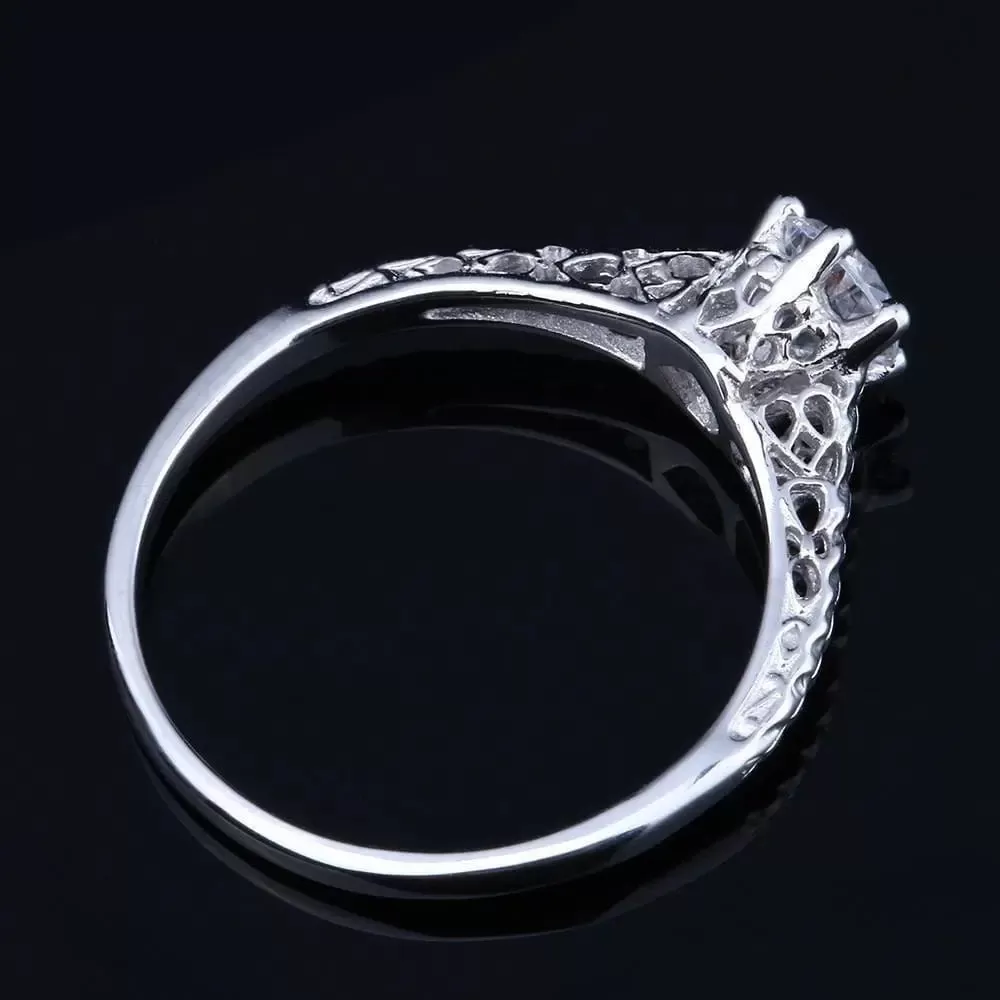 10k White Gold Vintage / Unique Moissanite Ring 0.5ct