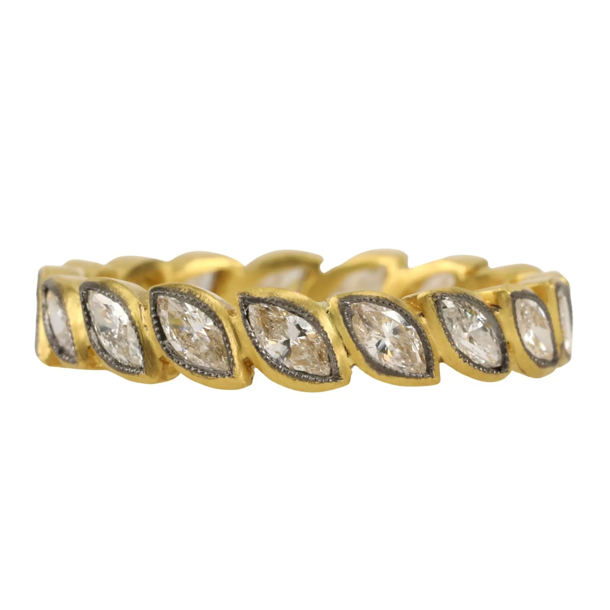 22K Gold Blackened Diamond Laurel Band