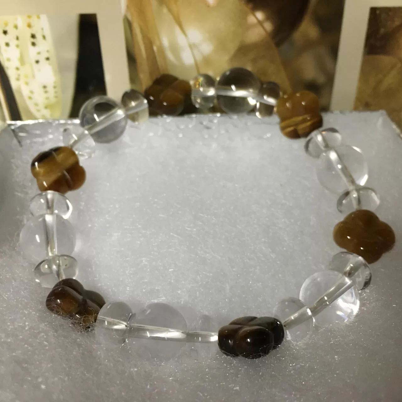 Beautiful Natural Tiger Eye and Quartz Crystal Bracelet