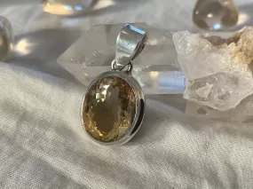 Citrine Ansley Pendant - Reg. Oval