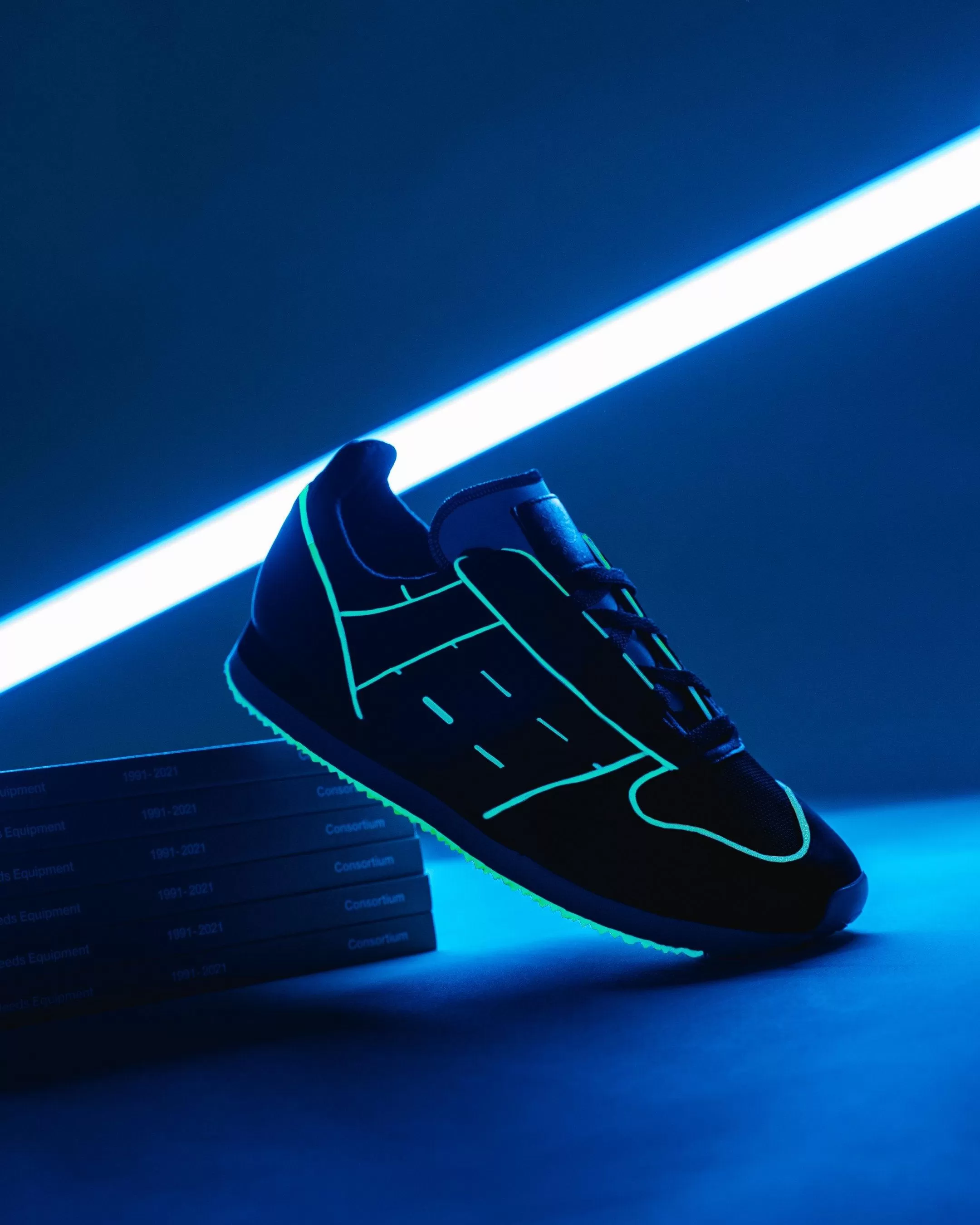   Limited Edt EQT Race Walk