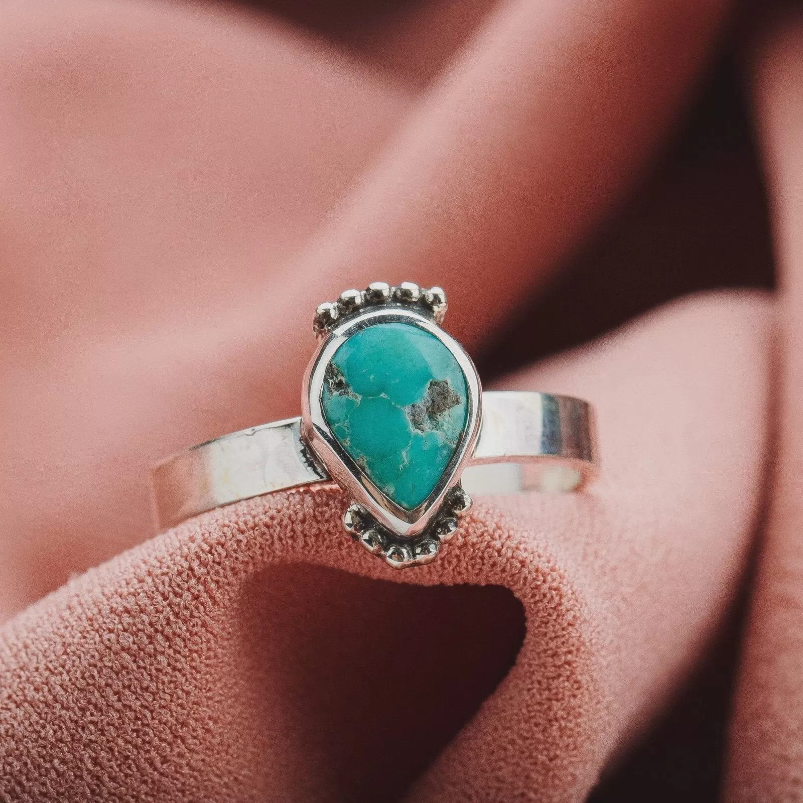 Size 7.25 White Water Turquoise Gemstone Ring